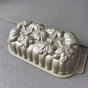 Nordic Ware Gold Harvest Loaf Pan